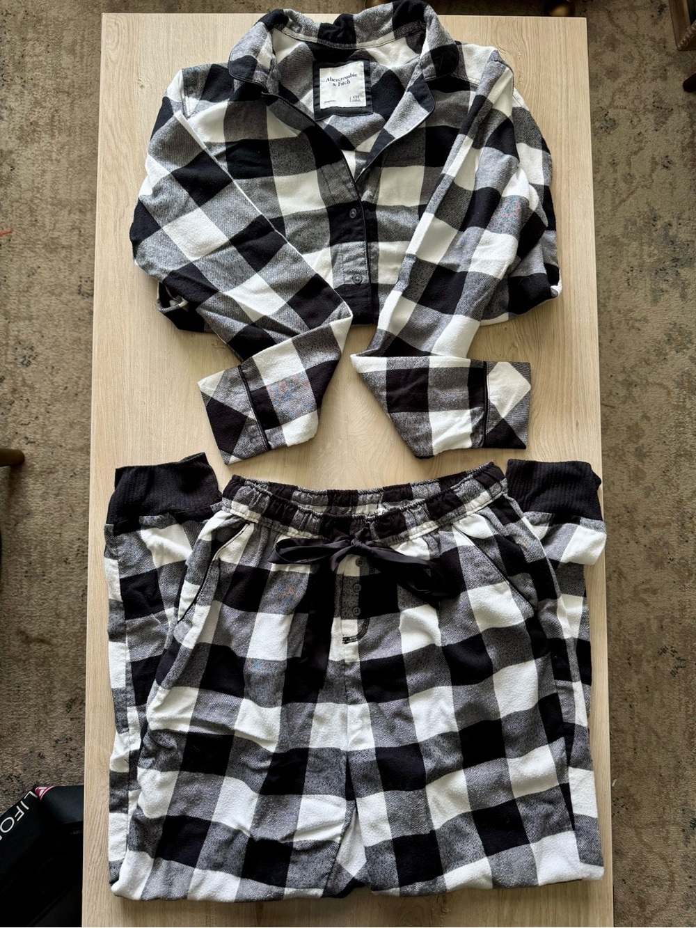 Abercrombie & Fitch Black and White Buffalo Plaid Women’s Pajama Set